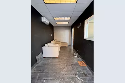 21 Bramble St, West Springfield, MA 01089 - Photo 3