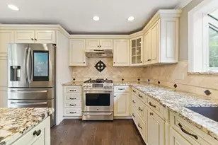 121 Indian Meadow Dr, Northborough, MA 01532 - Photo 17