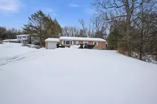 69 E Palmer Park Dr, Palmer, MA 01069 - Photo 39