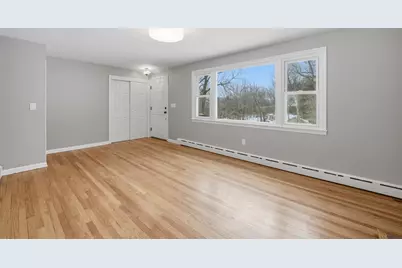 69 E Palmer Park Dr, Palmer, MA 01069 - Photo 13