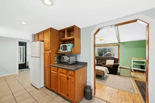 13 Harwood St, Oxford, MA 01540 - Photo 11