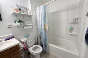 7 Cottage St, Worcester, MA 01609 - Photo 11