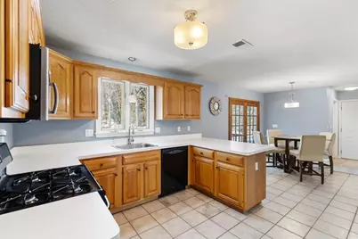 1 Maura Elizabeth Ln, Foxboro, MA 02035 - Photo 11