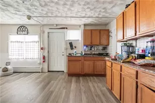 60 Rathbun St, Woonsocket, RI 02895 - Photo 15