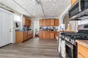 60 Rathbun St, Woonsocket, RI 02895 - Photo 13