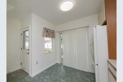 32 Clifton Street, Fitchburg, MA 01420 - Photo 11