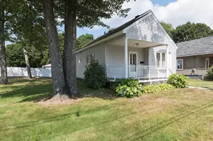 32 Clifton St, Fitchburg, MA 01420 - Photo 5