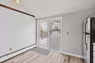 215 Merrimac St, Newburyport, MA 01950 - Photo 21