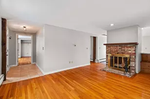 215 Merrimac St, Newburyport, MA 01950 - Photo 15