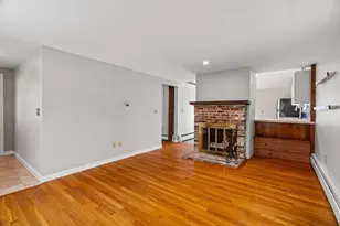 215 Merrimac St, Newburyport, MA 01950 - Photo 17