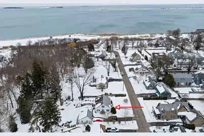 14 Russell Ave, Plymouth, MA 02360 - Photo 3