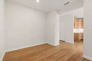 320 Martins Lndg, North Reading, MA 01864 - Photo 5