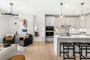 320 Martins Lndg, North Reading, MA 01864 - Photo 3