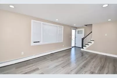 85 Orchard Street, Chicopee, MA 01013 - Photo 7