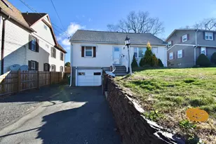 85 Orchard St, Chicopee, MA 01013 - Photo 31