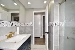 85 Orchard St, Chicopee, MA 01013 - Photo 17