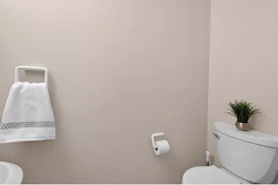 555 Main St #11, Woburn, MA 01801 - Photo 9