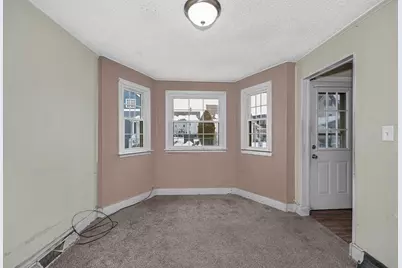 85 Kinsman Street, Lowell, MA 01852 - Photo 3