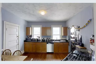 3 Kinnaird St #1, Cambridge, MA 02139 - Photo 3