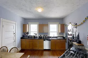 3 Kinnaird St, Cambridge, MA 02139 - Photo 3