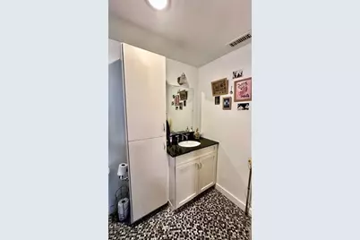 144 Robbins St #4, Waltham, MA 02453 - Photo 5