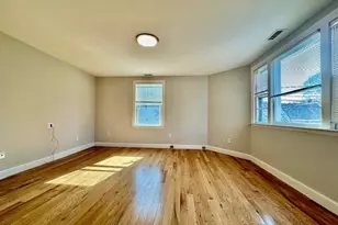 144 Robbins St, Waltham, MA 02453 - Photo 5