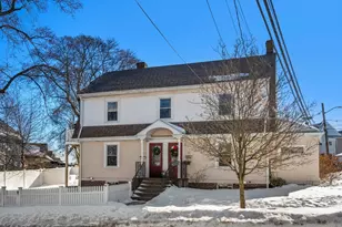 46 Maplewood St, Watertown, MA 02472 - Photo 17