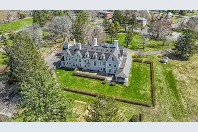 824 Tucker Rd, Dartmouth, MA 02747 - Photo 5