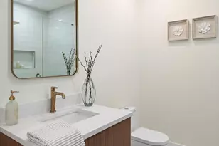 17 Holmes St, Quincy, MA 02171 - Photo 13