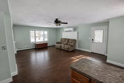 35 Princeton St, Gardner, MA 01440 - Photo 3