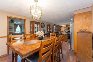 12 Ridgeway Ave, Billerica, MA 01821 - Photo 7