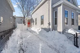 118 W 6th St, Lowell, MA 01850 - Photo 35