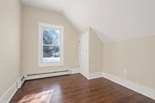 118 W 6th St, Lowell, MA 01850 - Photo 27