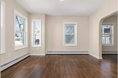 118 W 6th St, Lowell, MA 01850 - Photo 7