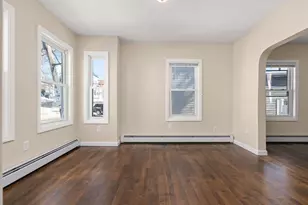 118 W 6th St, Lowell, MA 01850 - Photo 15