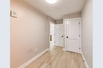 35 Delle Ave #4, Boston, MA 02120 - Photo 3