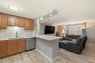 1471 Braley Rd, New Bedford, MA 02745 - Photo 5