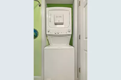 1471 Braley Rd #4, New Bedford, MA 02745 - Photo 9