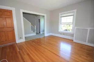 50 Chestnut St, Wakefield, MA 01880 - Photo 5