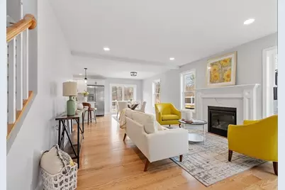 711 Massachusetts Avenue #2, Lunenburg, MA 01462 - Photo 3