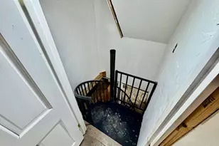 30 Broad St, Fall River, MA 02724 - Photo 17