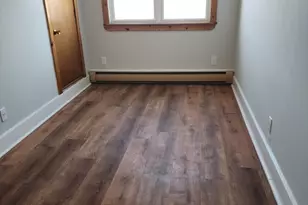 586 Franklin St, Worcester, MA 01604 - Photo 3