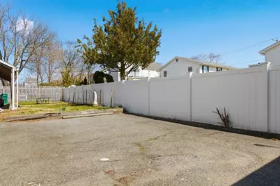 26 Rockwell Ave #2, Medford, MA 02155 - Photo 17