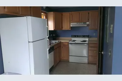 191 City Depot Rd #B, Charlton, MA 01507 - Photo 3