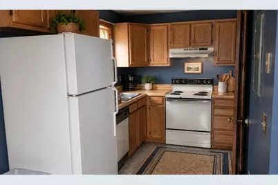 191 City Depot Rd #B, Charlton, MA 01507 - Photo 5