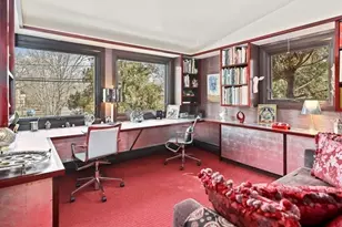 38 Cumberland Ave, Brookline, MA 02445 - Photo 15