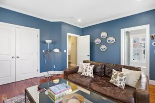 102 Pleasant St, Newburyport, MA 01950 - Photo 31