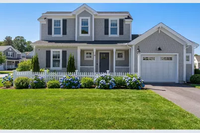 36 Rosewood Cir, Mashpee, MA 02649 - Photo 1