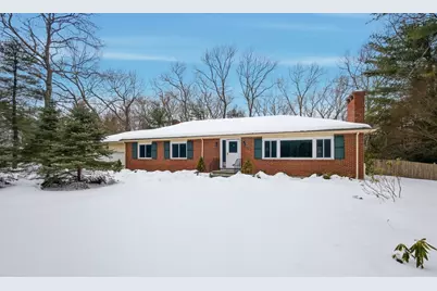 5 Crest Dr W, Dover, MA 02030 - Photo 1