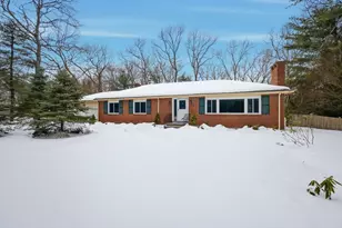 5 Crest Dr W, Dover, MA 02030 - Photo 1
